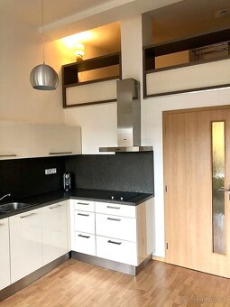 byt 1+kk, 30m2 v ul. Jindřicha Plachty, Praha 5 - Smíchov - 2
