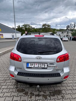 Hyundai Santa Fe - 2