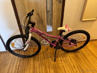 Prodám dívčí kolo Kellys 24” – skvělý parťák na léto 🌸🚴♀ - 2