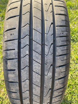 Hankook VENTUS PRIME 3 215/65 R17 99V - vzorek 7 mm (Kodiaq) - 2