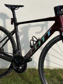 SCOTT ADDICT ERIDE 30 silniční elektrokolo - 2