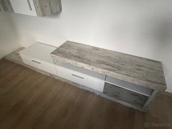 Obývací stěna - 2