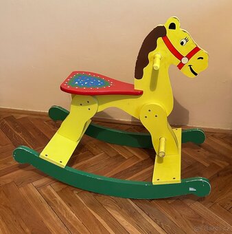 Dřevěný houpací kůň - 2