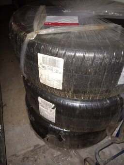 Zimní pneu 245/35 r21 - 2