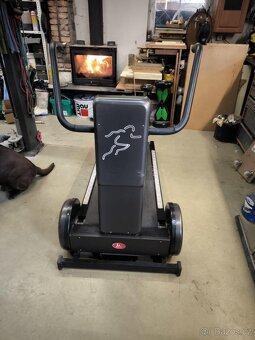 Pás Maxerrunner na H.E.A.T - 2