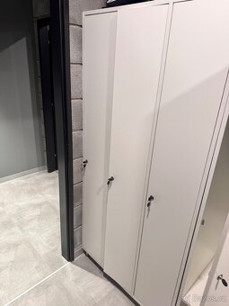 Šatní skříňky - 2