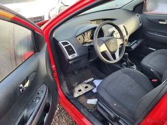 HYUNDAI i20 1.2i 57kW, motor G4LA, nahradni dily, ND - 2