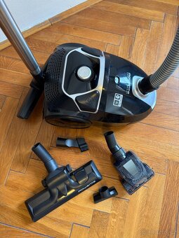 Rowenta RO3985EA vysavač - 2