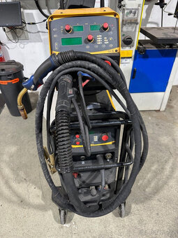 MIG-MAG pulzní svářecí stroj Weco 400 Ampere vodou chlazený - 2