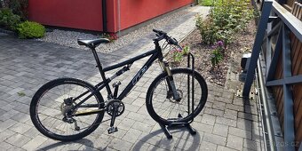 RB IQ Base 26" (celoodpružené, velikost M, ~2010) - 2