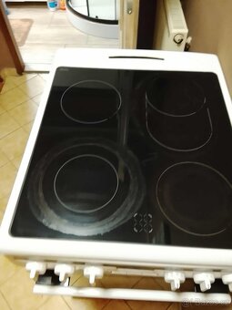 Plně elektrický sporák Amica - 2