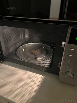 Mikrovlnná trouba Philco - 2