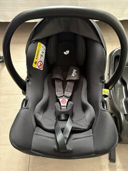 Autosedačka Vajíčko Joei - 2