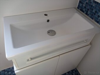 umyvadlo Cersanit 80x45cm + koupelnová skříňka IKEA - 2
