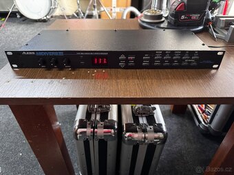 Alesis MIDIVERB III - 2