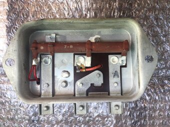 Škoda 1000 MB regulátor dynama - 2