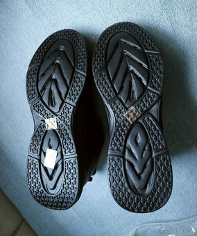 Zimní boty vel. 49 - 2