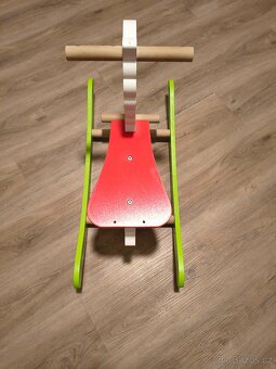 Houpací koník dřevěný - 2