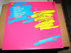 LP - MODERN DANCE - TUTU TELEVISIOSTA - K-TEL / 1982 - 2