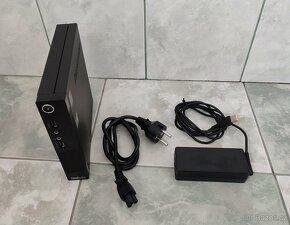 MINI POČÍTAČ LENOVO ThinkCentre M93p TINY (i5/240 GB SSD) - 2