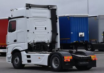 Mercedes Benz Tahač návěsu Actros L 1845 LS s Hydraulikou - 2
