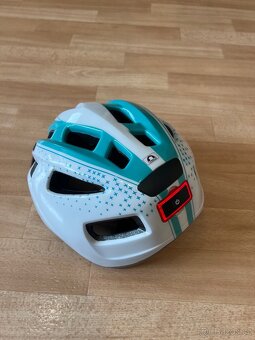 cyklistická helma - 2