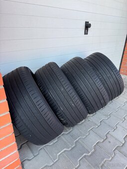 Letní Pirelli 275/40/18 a 245/45/18 - 2