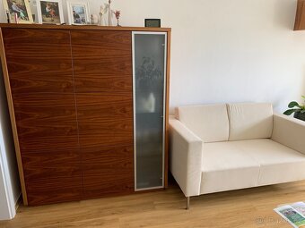 Nábytek z přírodní dýhy - 2
