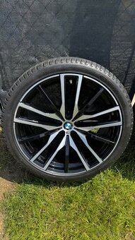 BMW originál alu sada 22” X5,X6 275/35/22-315/30/22 - 2
