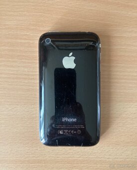 Apple iPhone 3G S - 2