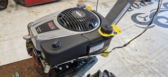 Motor Briggs Stratton 850 series 6.5HP Vari, Balcar, Terra - 2