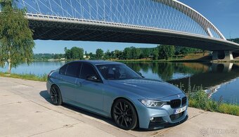 BMW F30 335i - 2