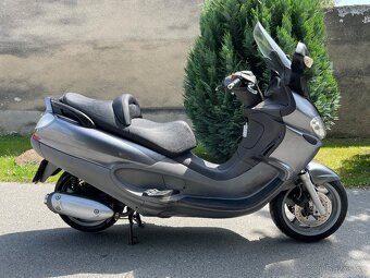 Piaggio X9 Evo 125 - 2