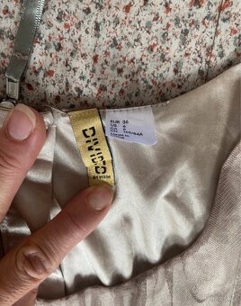 Tylové šaty do áčka H&M vel. 36 - 2