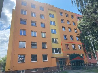 Prodej bytu 3+1 s lodžii, 69 m2, ul. Jesenická, Krnov - 2