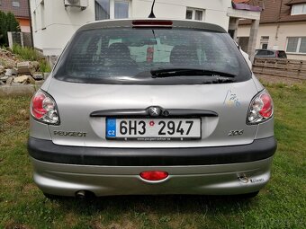 Peugeot 206 Hatchback - 2