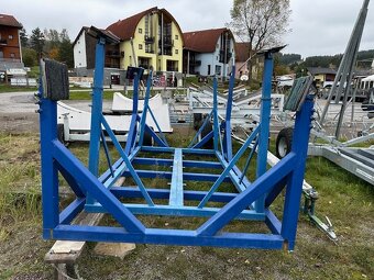 podstavce a manipulační vleky na čluny a plachetnice - 2