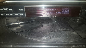 CD SONY s poruchou - 2