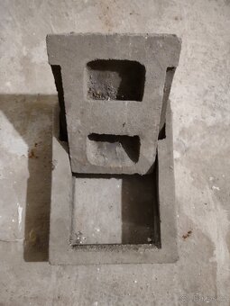 Komínová dvířka betonová - 2