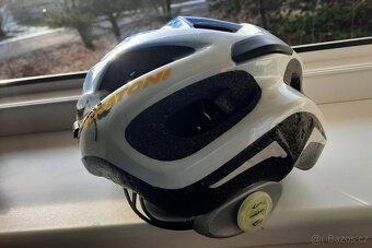 Cyklistická helma Cratoni - 2