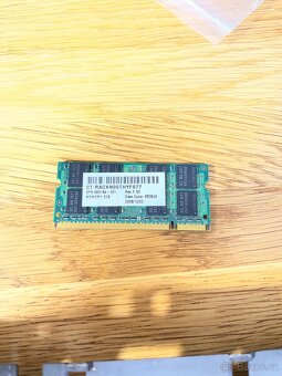 Samsung 2GB DDR2 RAM - 2
