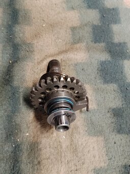 Prodám našlapovací segment Yamaha YZF250 - 2