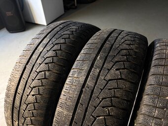 Zimní pneu Hankook 225/65R17 - 2