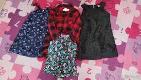 Dívčí šaty vel.110. Cena za kus - 2