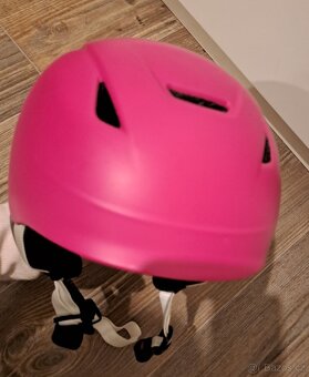 Dívčí lyžařská přilba - 2