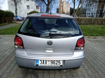 Volkswagen Polo - 2