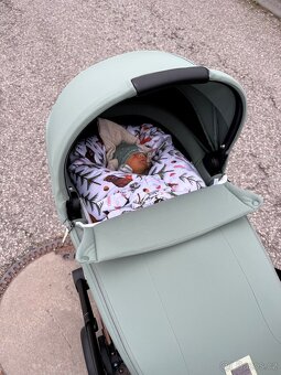 Korba Cybex Lux Carry Cot Leaf Green - 2