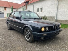 BMW E30 COUPE - 2