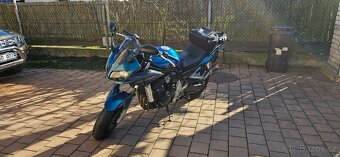 Yamaha FZS 1000 - 2