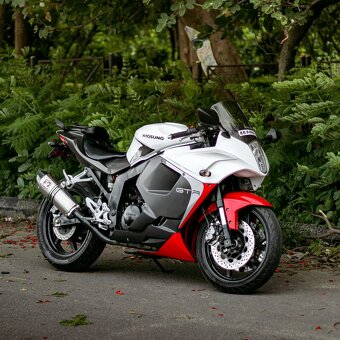 Hyosung GT 650 Comet 2013 - 2